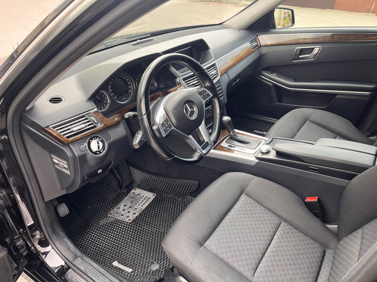 Mercedes E-Class фото 2