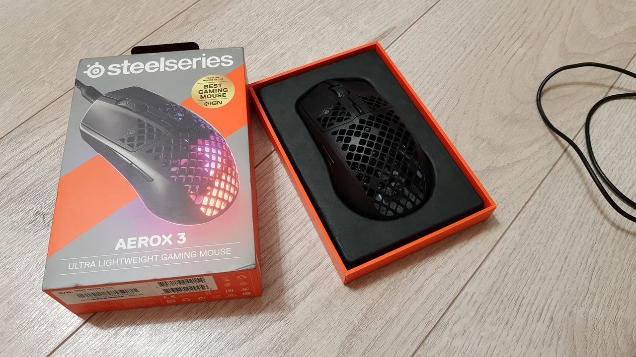 SteelSeries Aerox 3 ultra lightweight