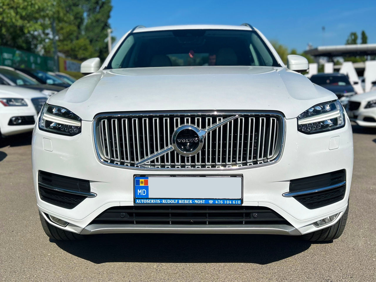Volvo XC90 foto 1