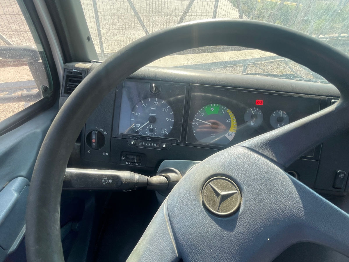 Mercedes Vario 814 foto 8