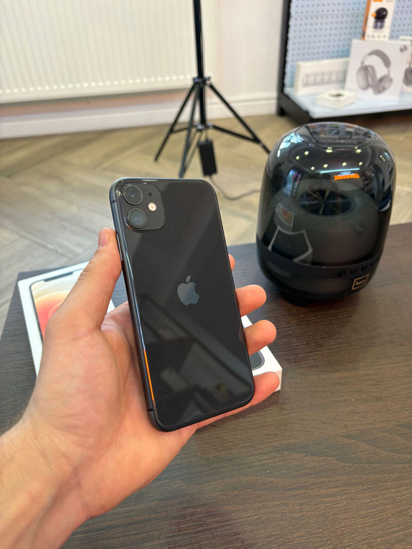 iPhone 11  foto 2