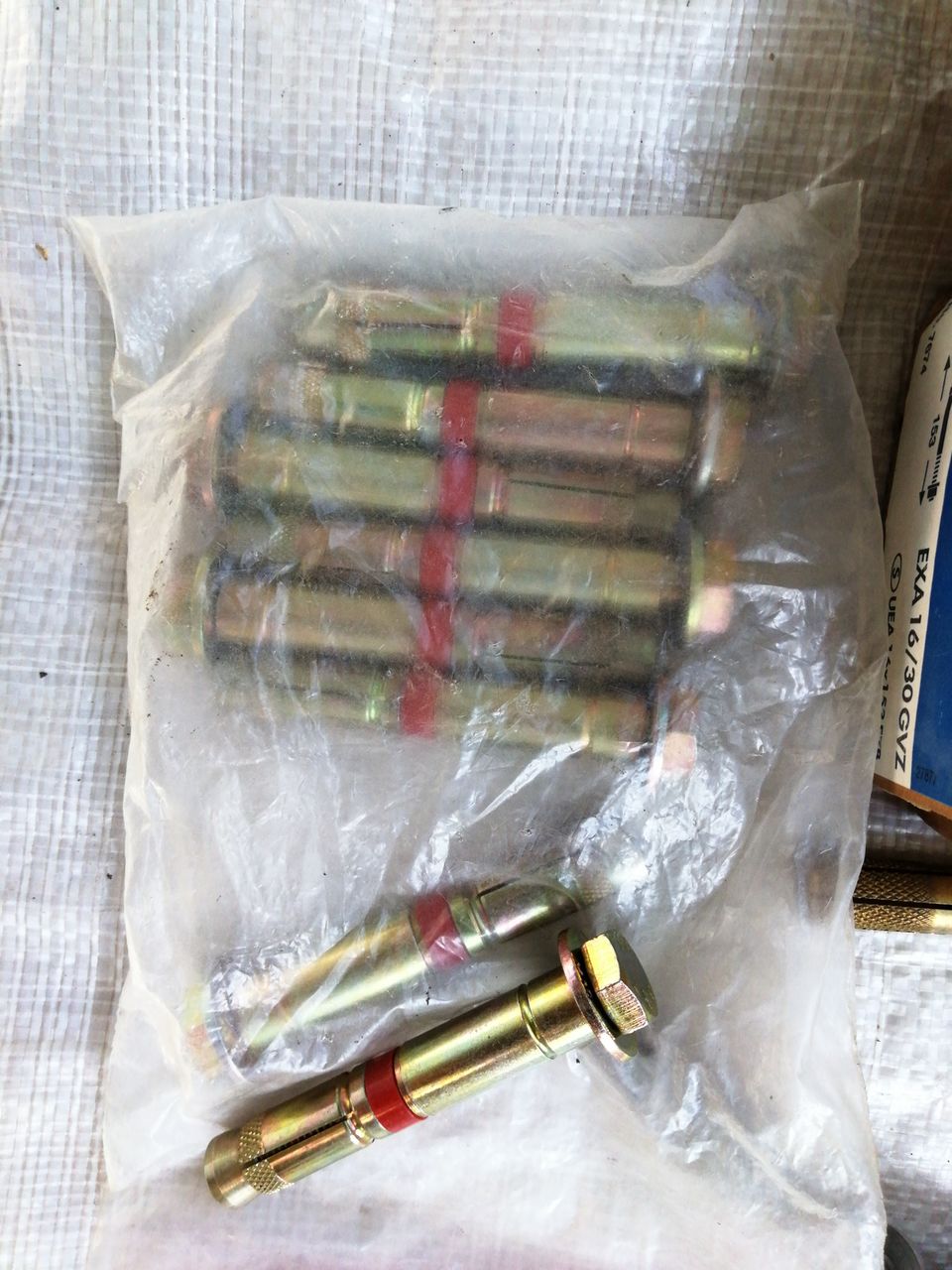 Анкерные дюбеля мощные производство Германия