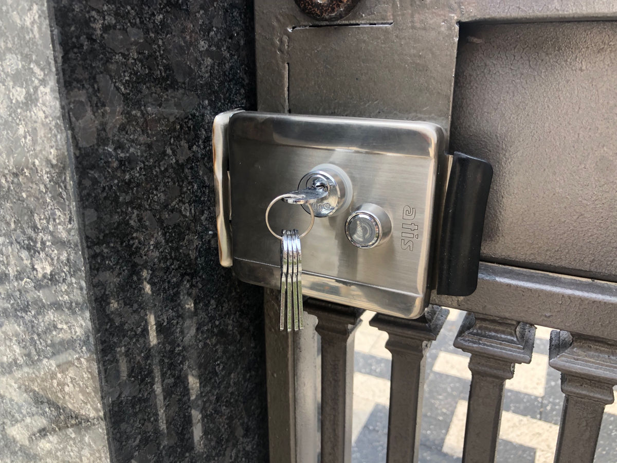 Электромеханические замки IFSEC SS LOCK    ATIS SS LOCK lacata фото 14