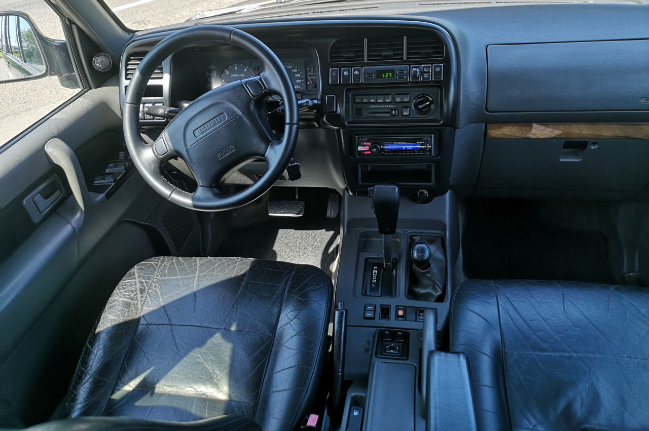 Isuzu Trooper foto 8