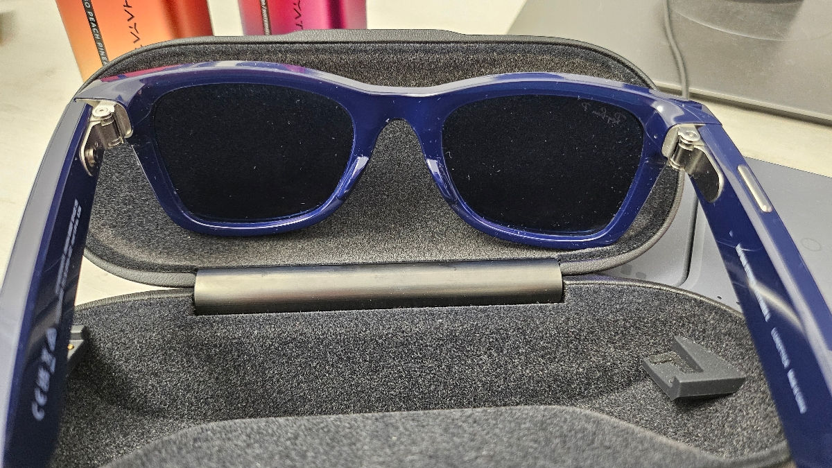 Ray-Ban - Stories Wayfarer Smart Glasses - Shiny Blue/Dark Blue Polarized 53mm L фото 1