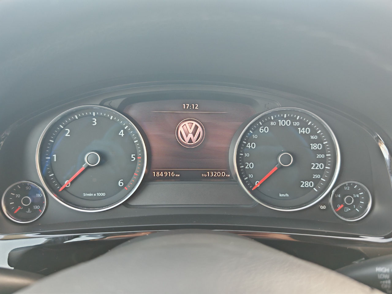 Volkswagen Touareg foto 8