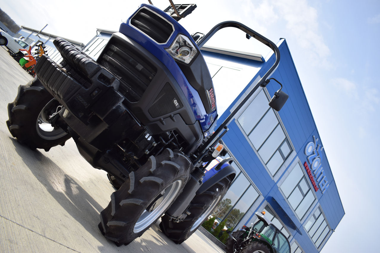 Se vinde Tractor Farmtrac 6075 foto 8