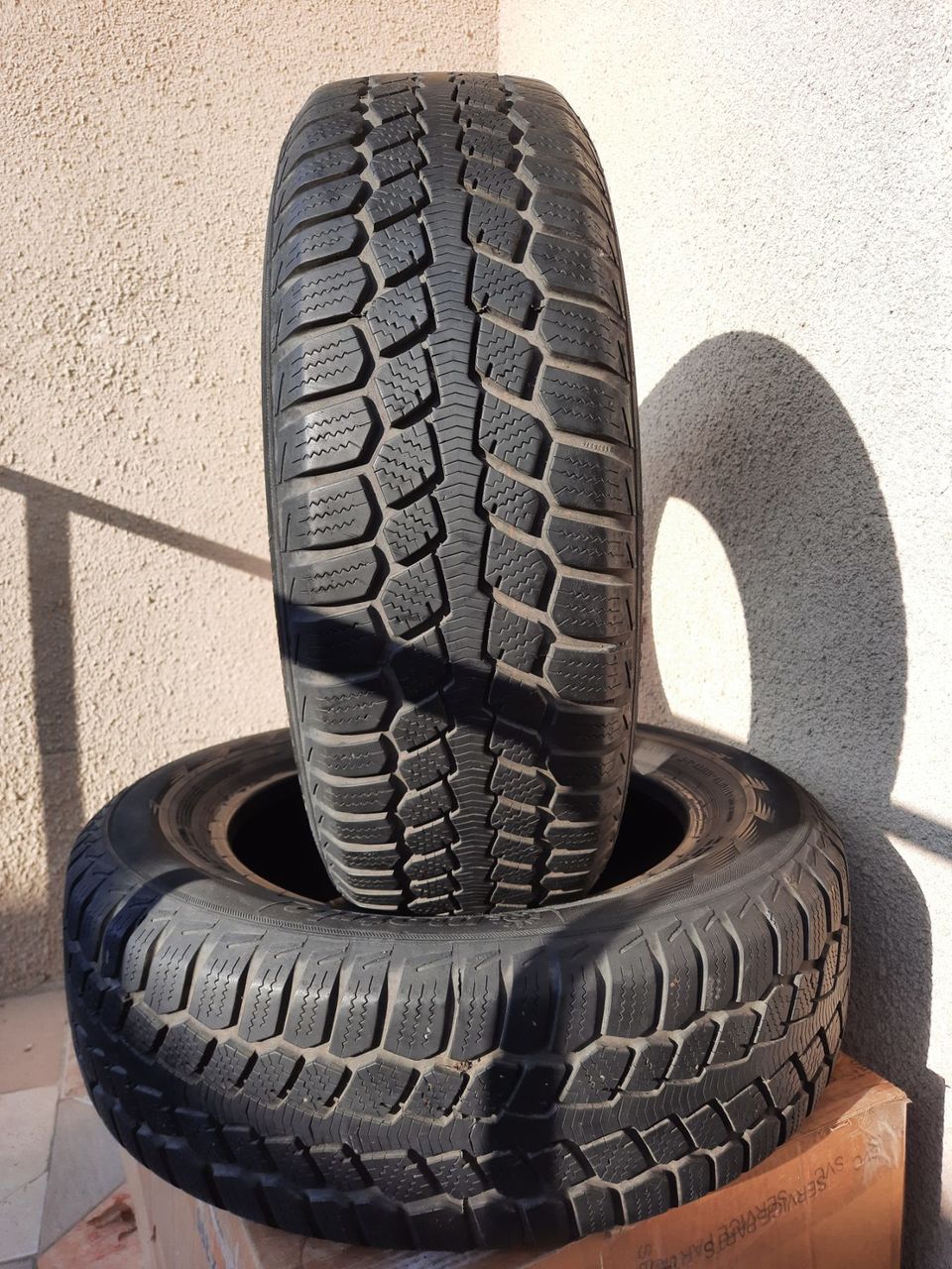 Две шины "Motrio" 185/65 R15