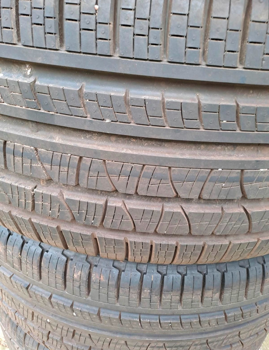 Pirelli 285 45 22 Dot 2023 foto 2