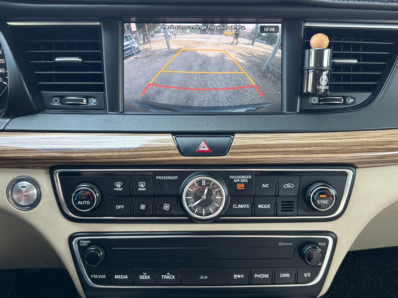 KIA K7 foto 12