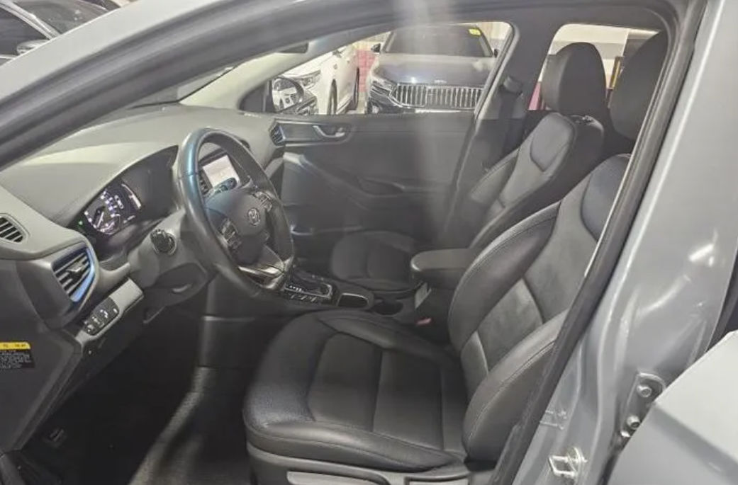 Hyundai IONIQ foto 4