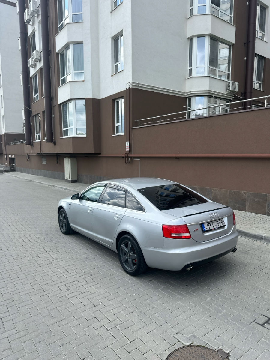 Audi A6 foto 1