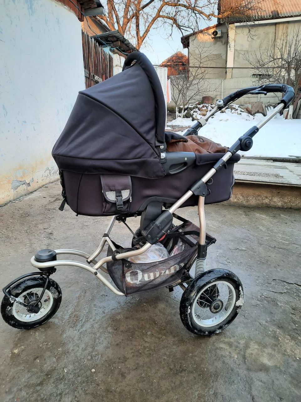 Продаю детскую коляску