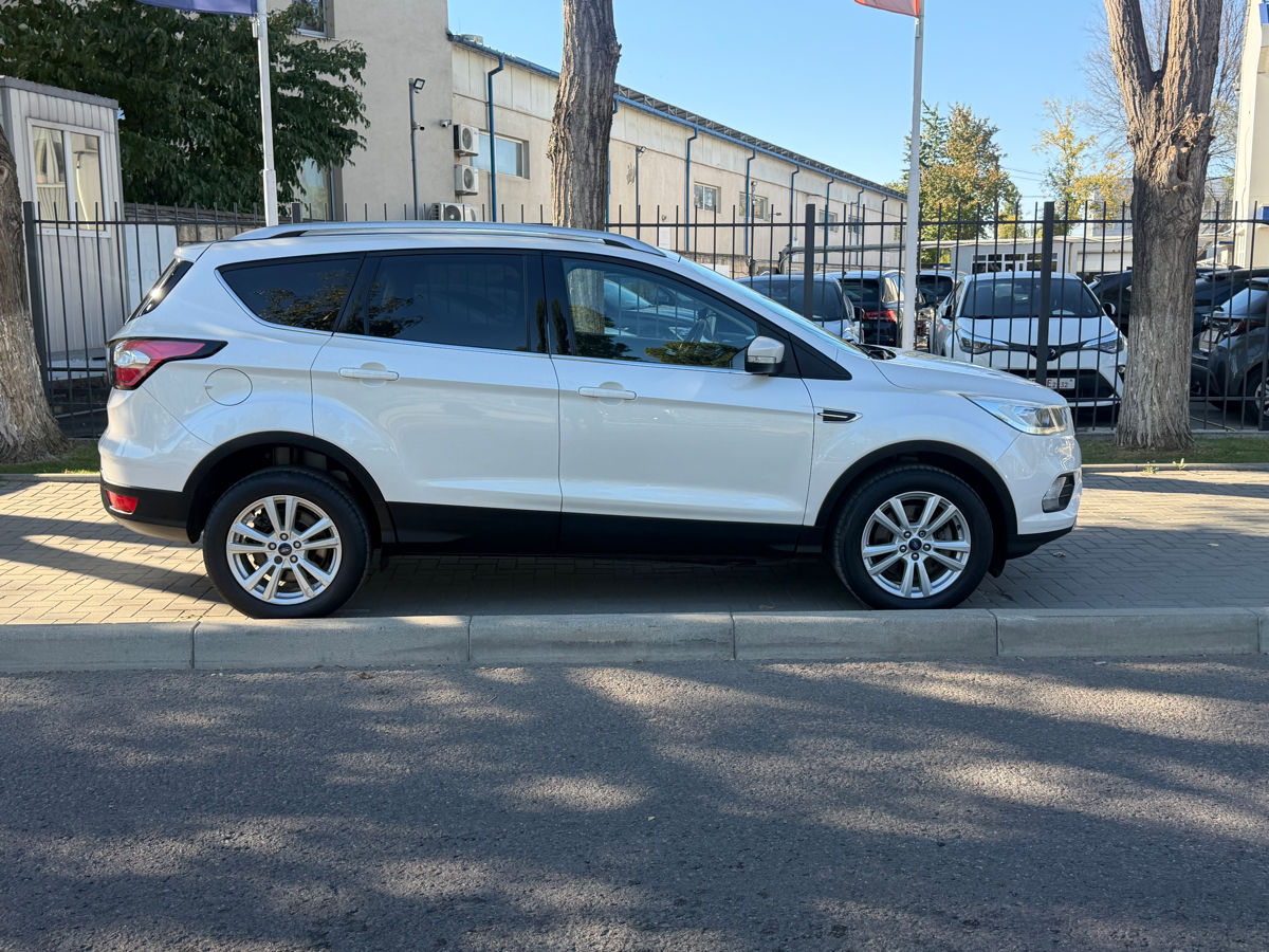 Ford Kuga 2017 photo 4