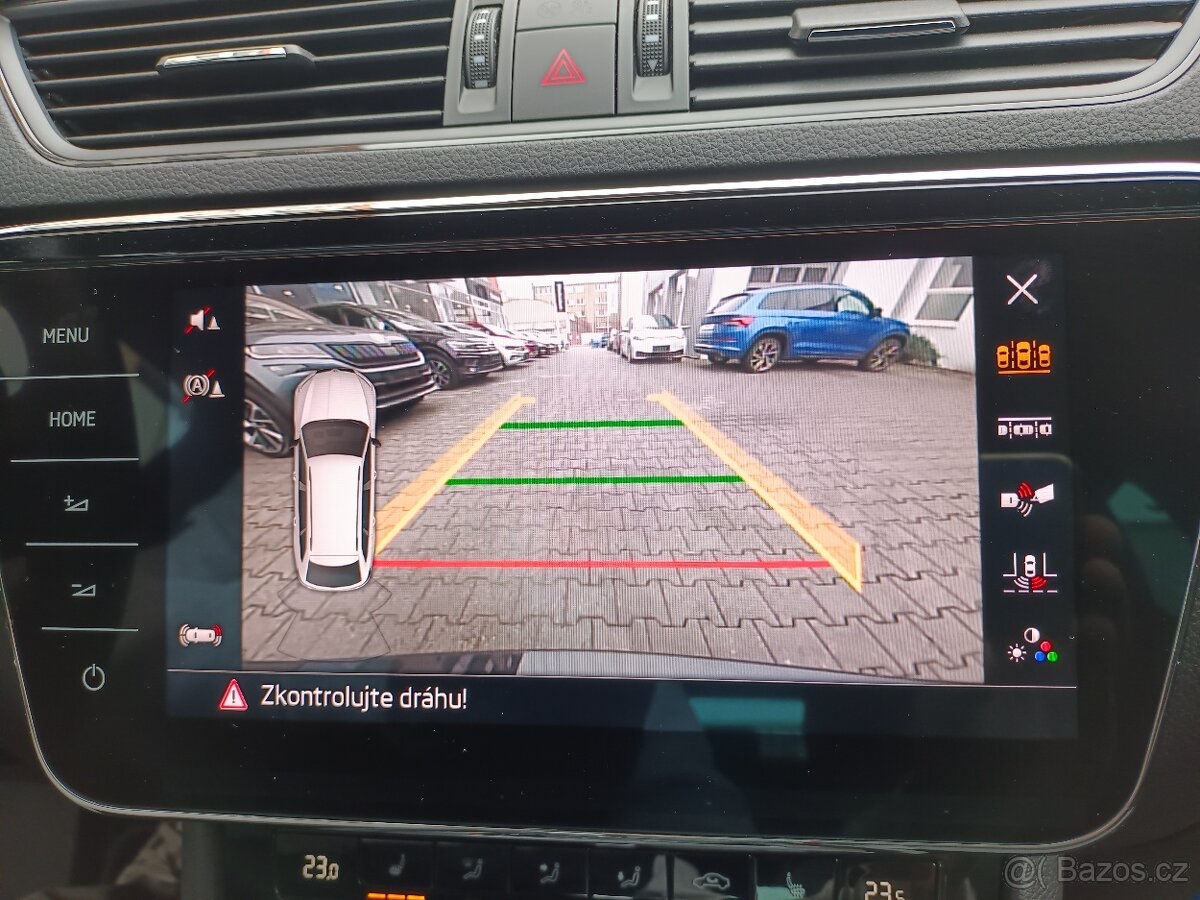 Skoda Superb foto 3