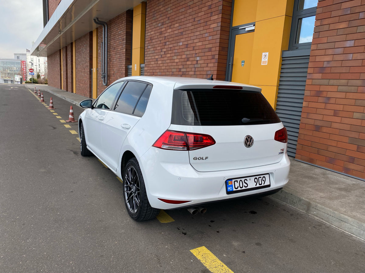 Volkswagen Golf foto 2