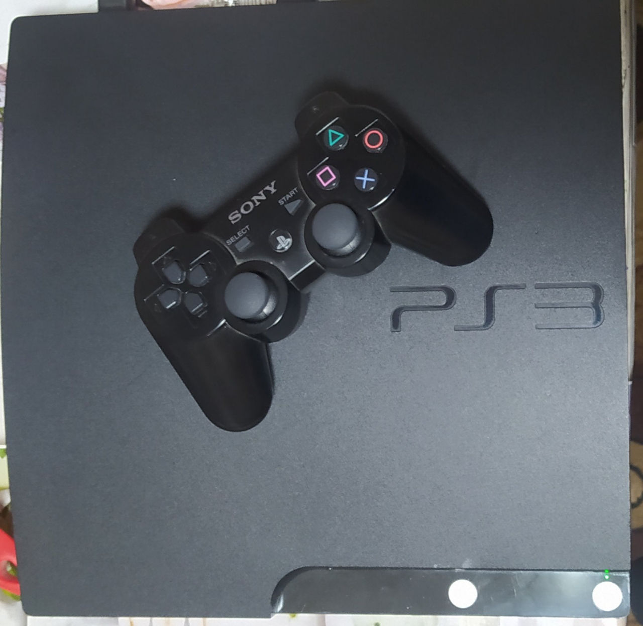 Продам Playstation 3 Slim 250 гб + прошивка HEN + 34 игры