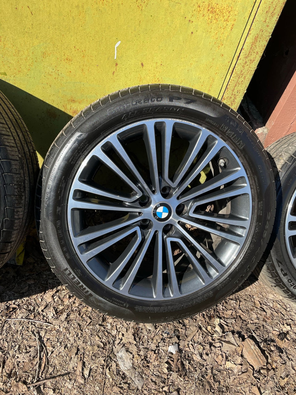 Комплект дисков BMW. фото 2
