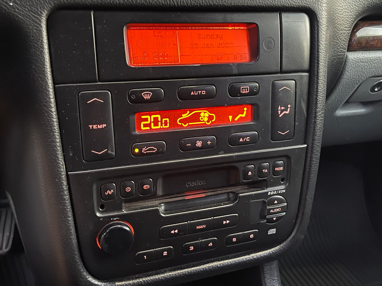 Peugeot 406 фото 11