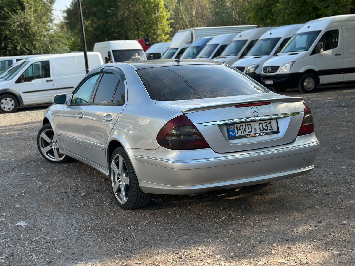 Mercedes E-Class foto 3