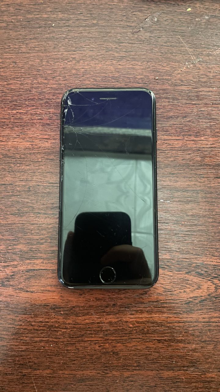 Продам iphone 7 / 128гб. Возможен торг