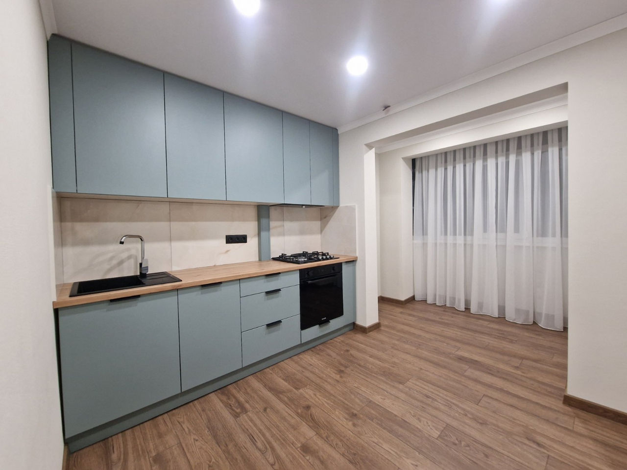 Bucatari la comanda,ne aflam in piata tolciok foto 4