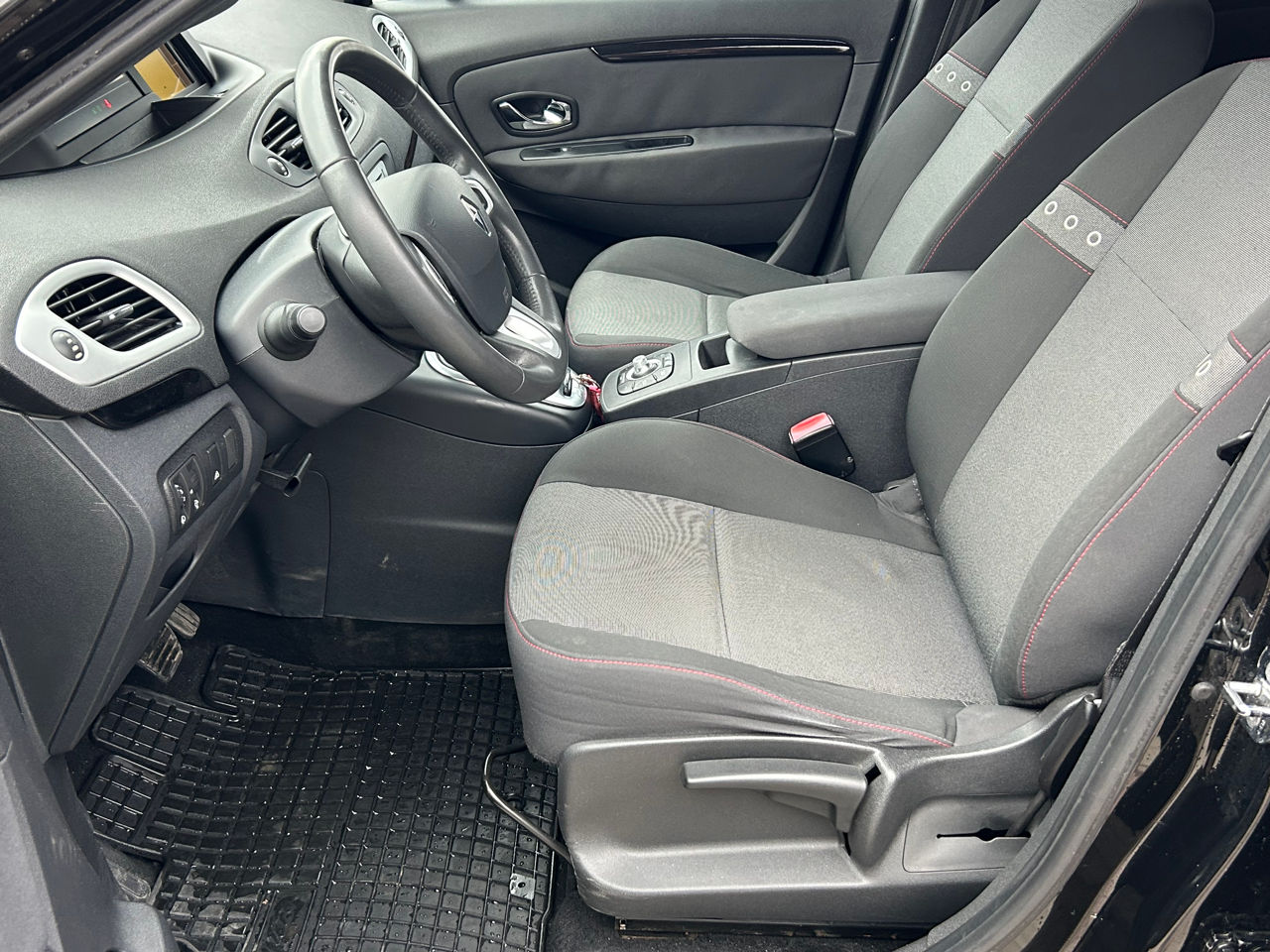 Renault Scenic foto 7