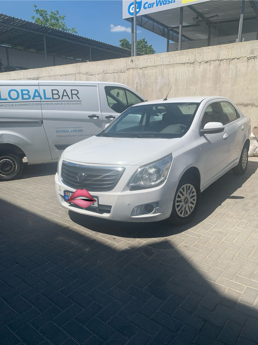 Chevrolet Cobalt фото 1
