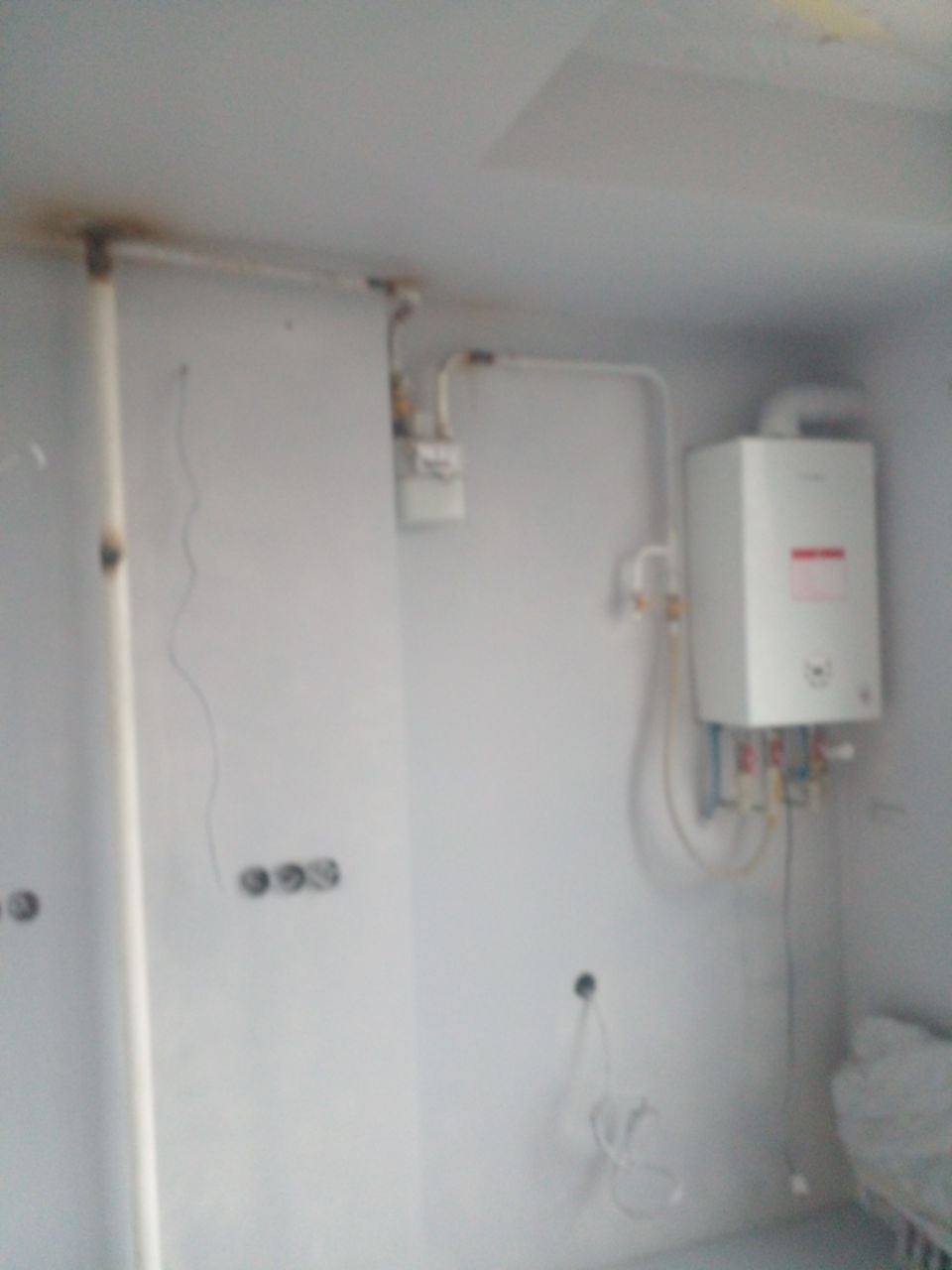 Svarscic Electrogazosudor profesional la sudarea tevilor de gas .apa . si constructii metalice. foto 5