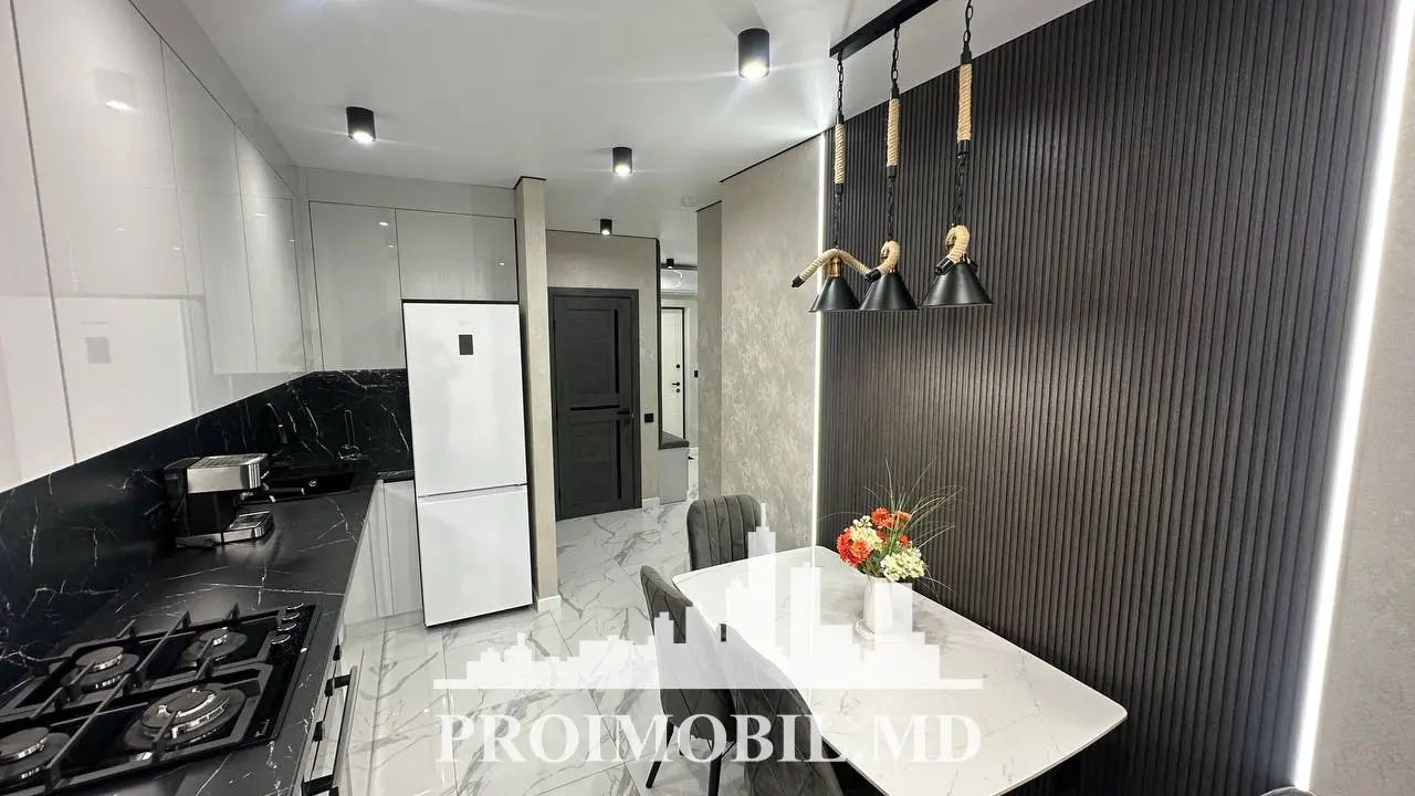 Apartament cu 2 camere, 60 m², Centru, Chișinău foto 1