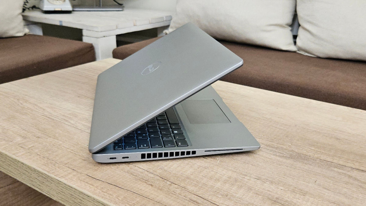 Nou! DELL Latitude 5540 (FHD ips, i7-1365U, Ram 32Gb, NVMe 1Tb) Garantie foto 9