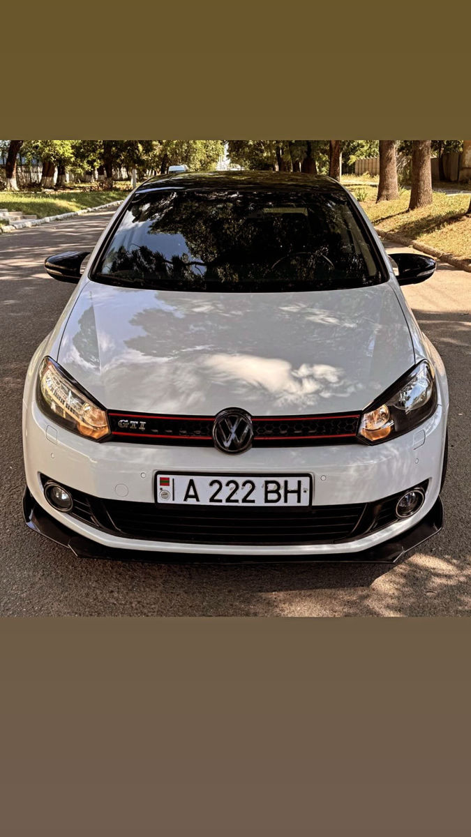 Volkswagen Golf foto 0