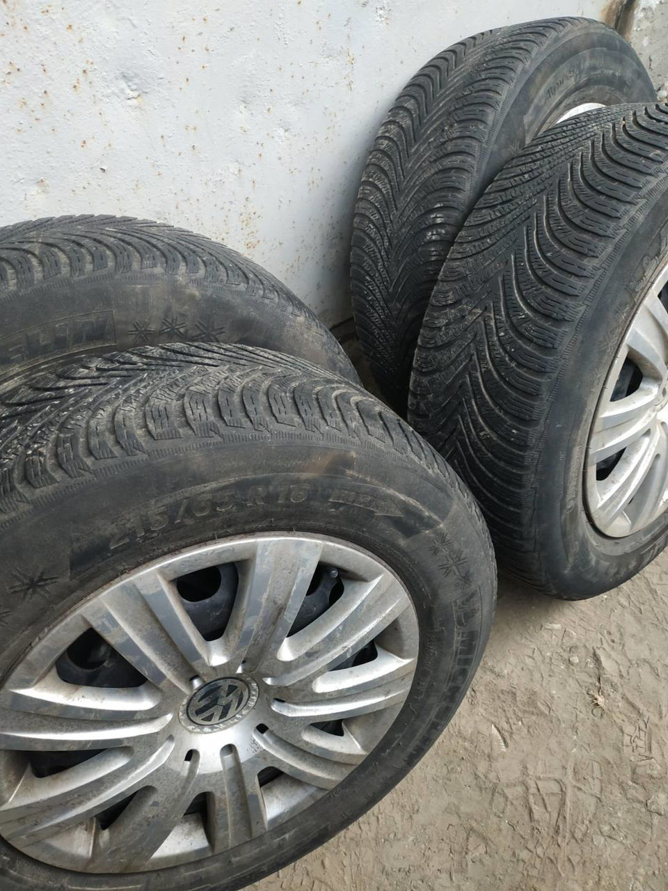Зимние шины Michelin 215/65 R16. Anvelope de iarna.