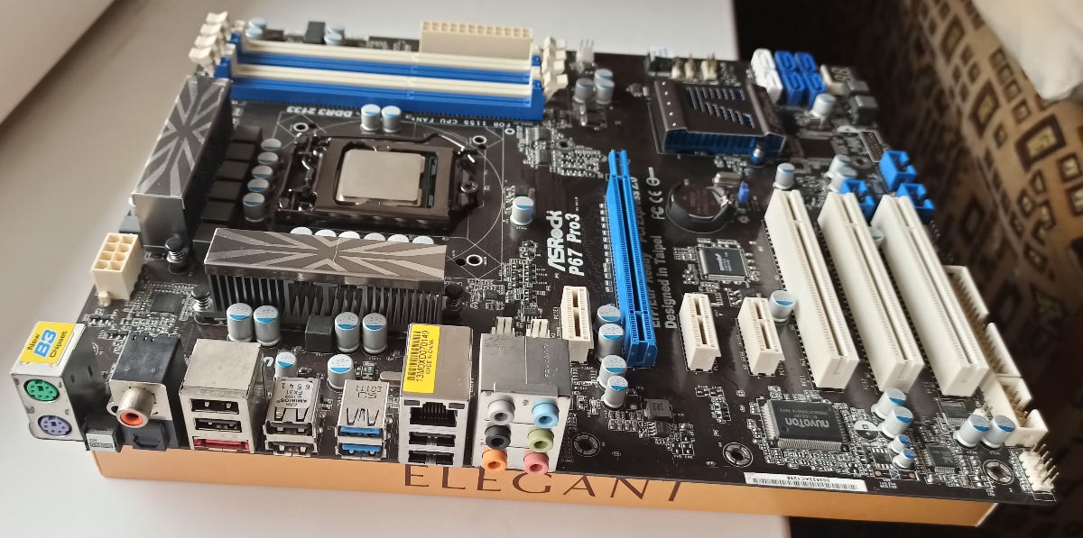 Продам  плату Asrock P67 Pro3 - (1155 socket). Цена- 900 лей. Бельцы. 
 foto 5