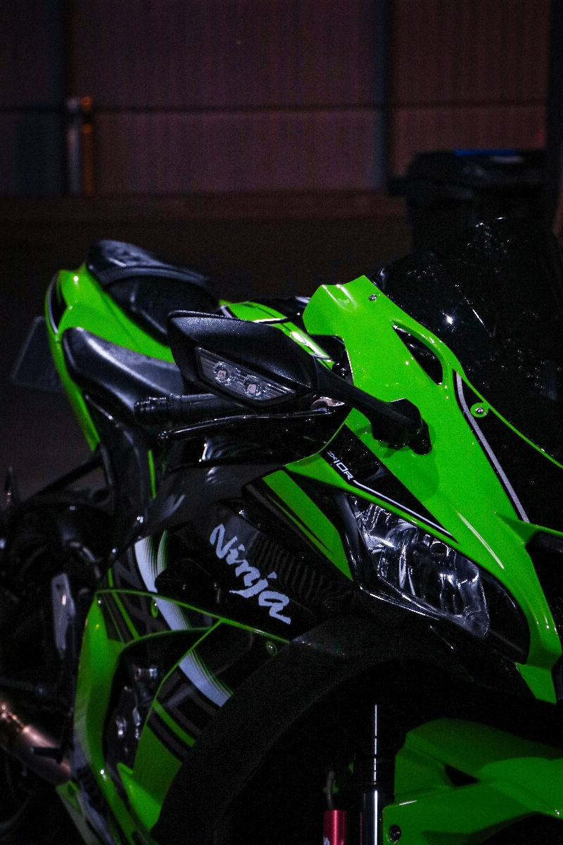 Kawasaki Ninja zx-10r foto 3