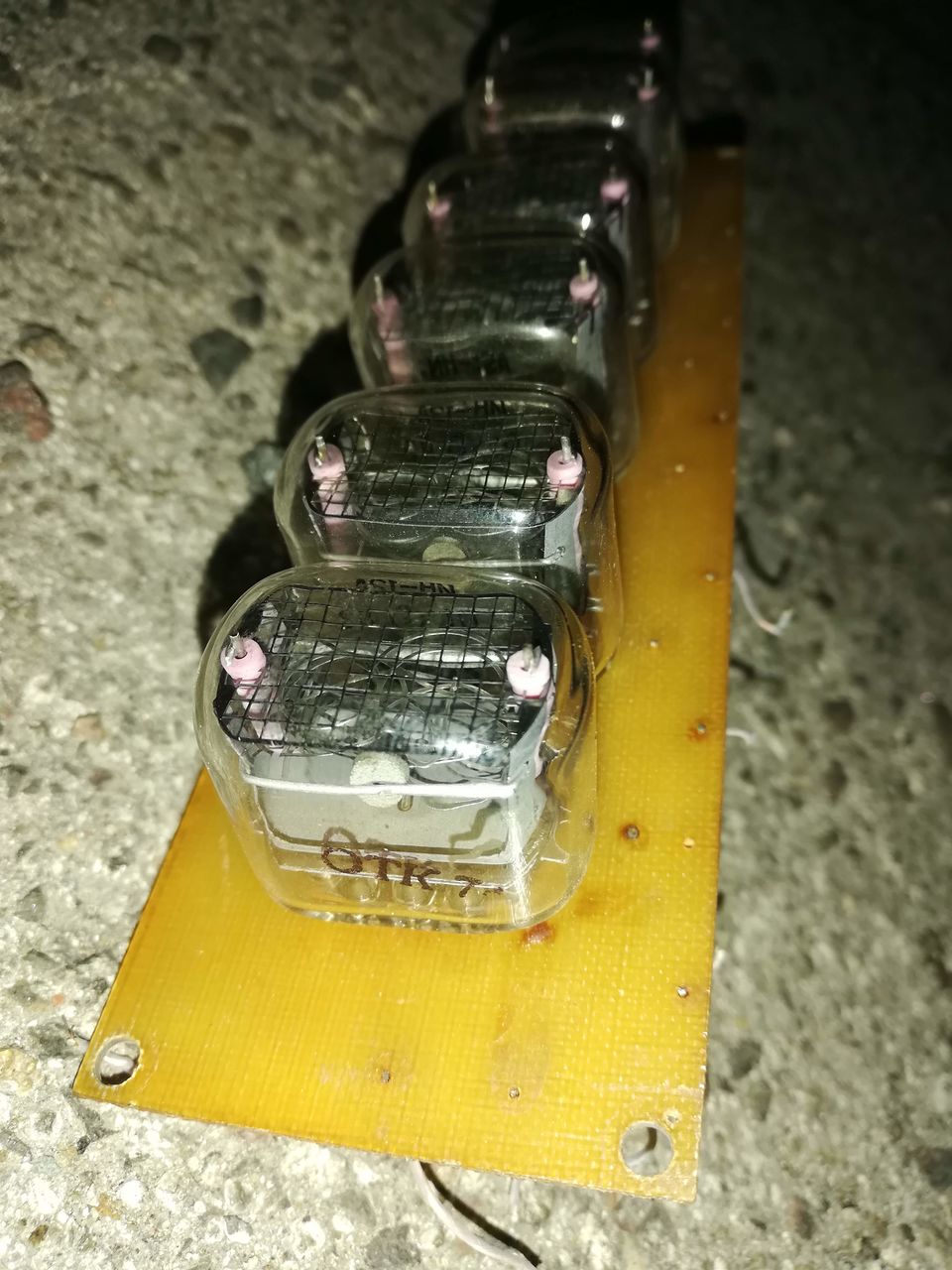 Лампы ИН-14 ИН-1 ИН-12А ИВ-6 Z573M IN14