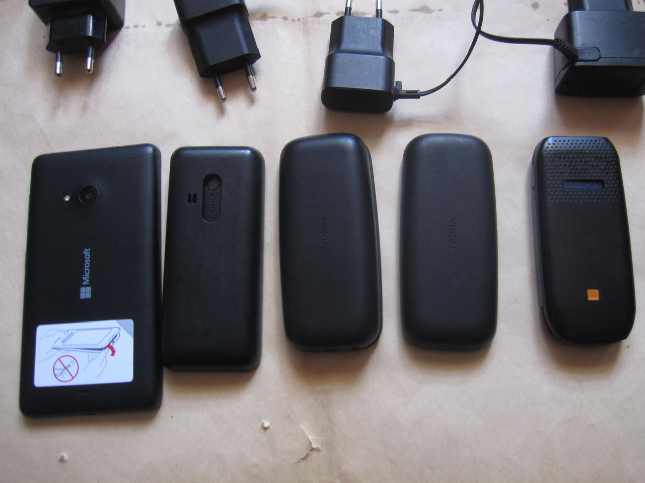 Отличные Рабочие Телефоны Нокия С Зарядкой+ Аккумулятор -200- 250- Лей