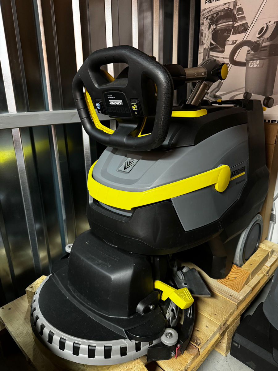 Mașini de curățenie Karcher aproape noi – de vânzare!  фото 0