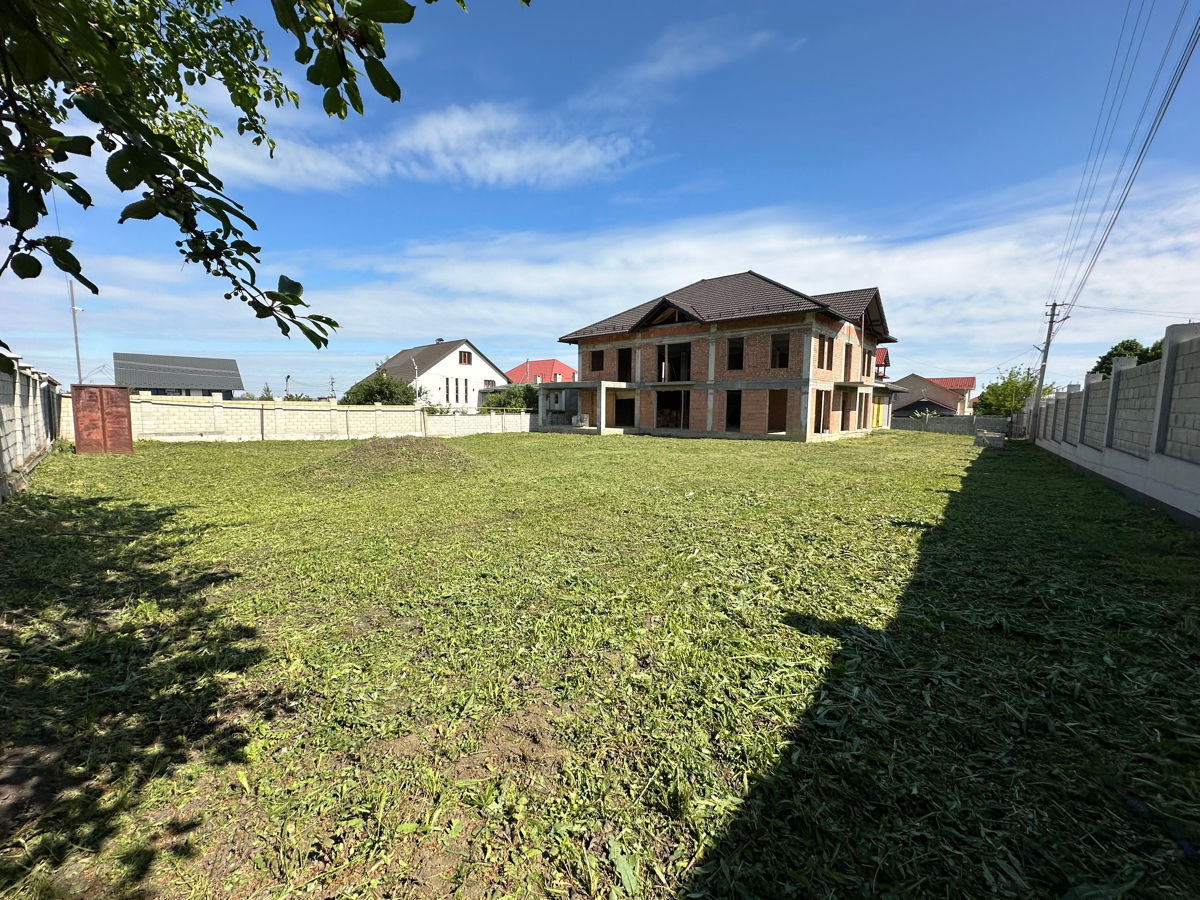 Casa la Pole Ciudes pe teren de 18 ari  ! foto 0