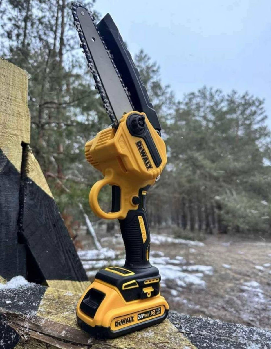 Ferestrau cu ulei pe o mână DeWalt 24v 5ah foto 4