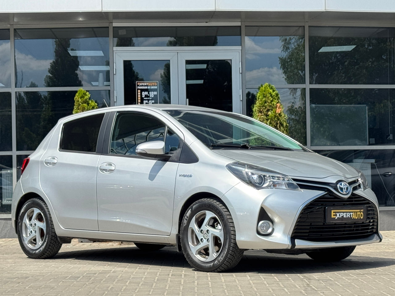 Toyota Yaris — фото 3