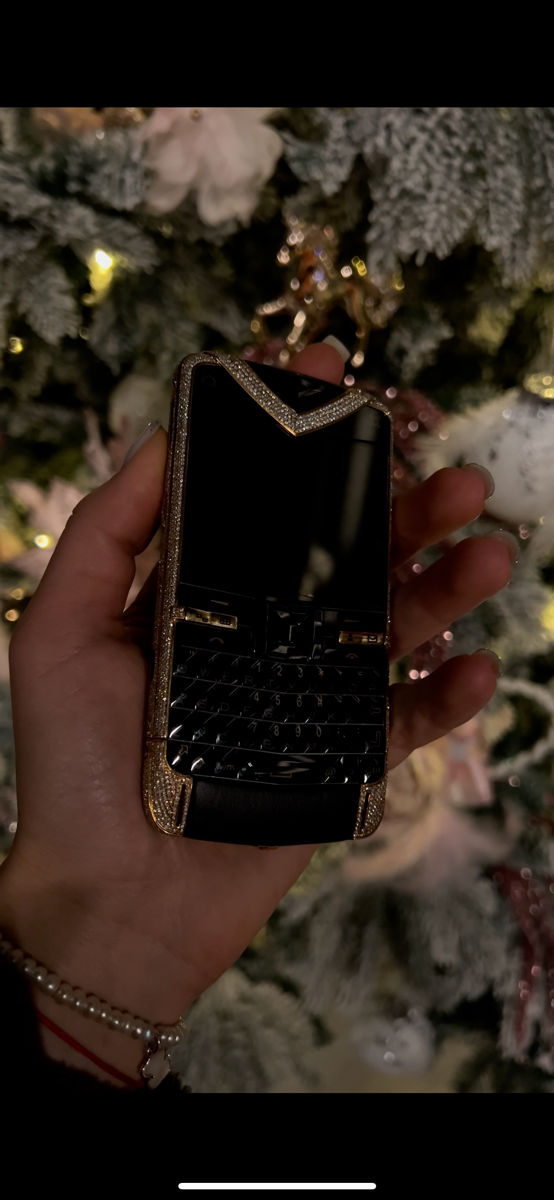 Vertu constellation quest diamond foto 1