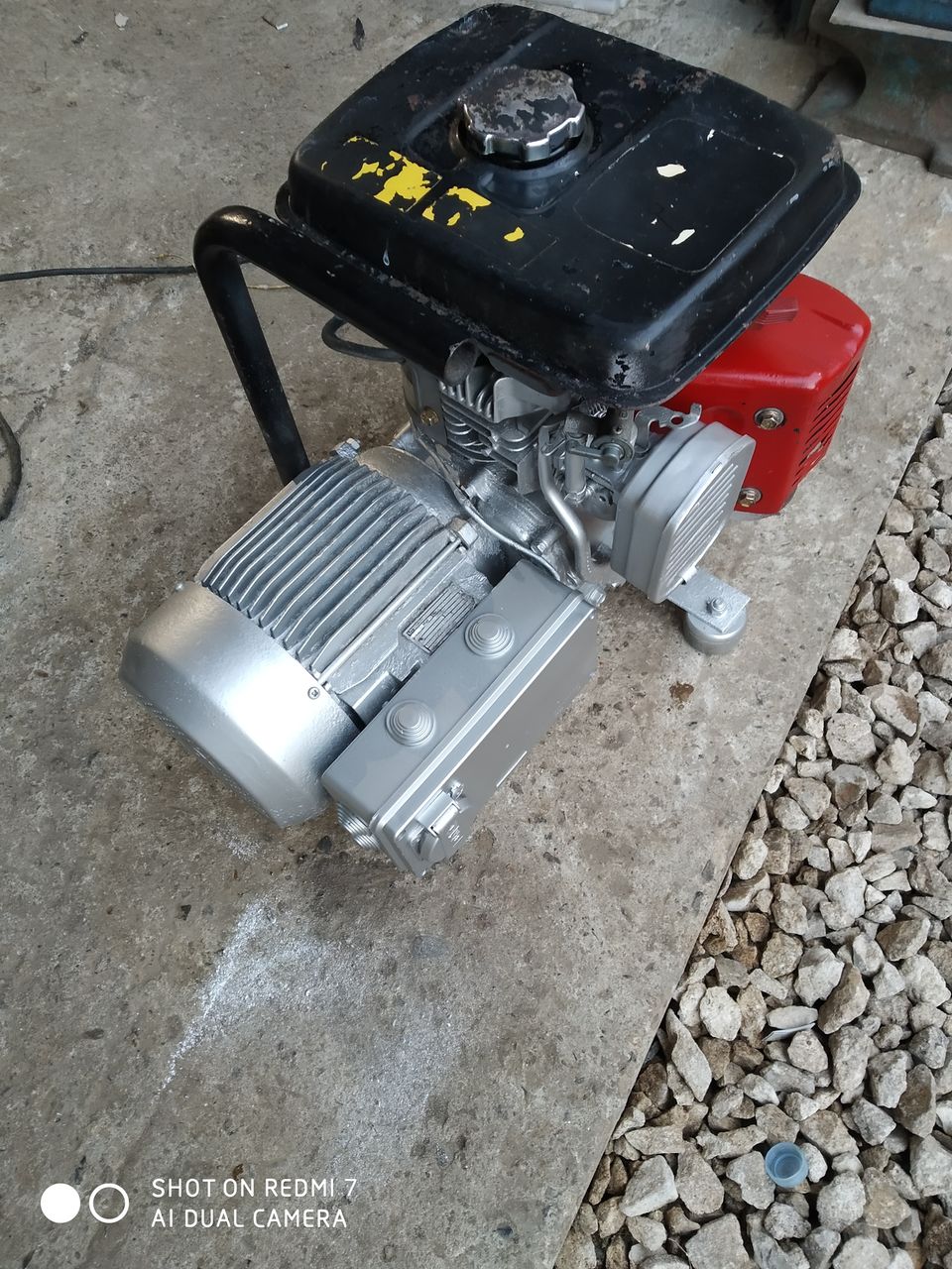 Generatoru de lumina 2.0 KVA генератор света Honda