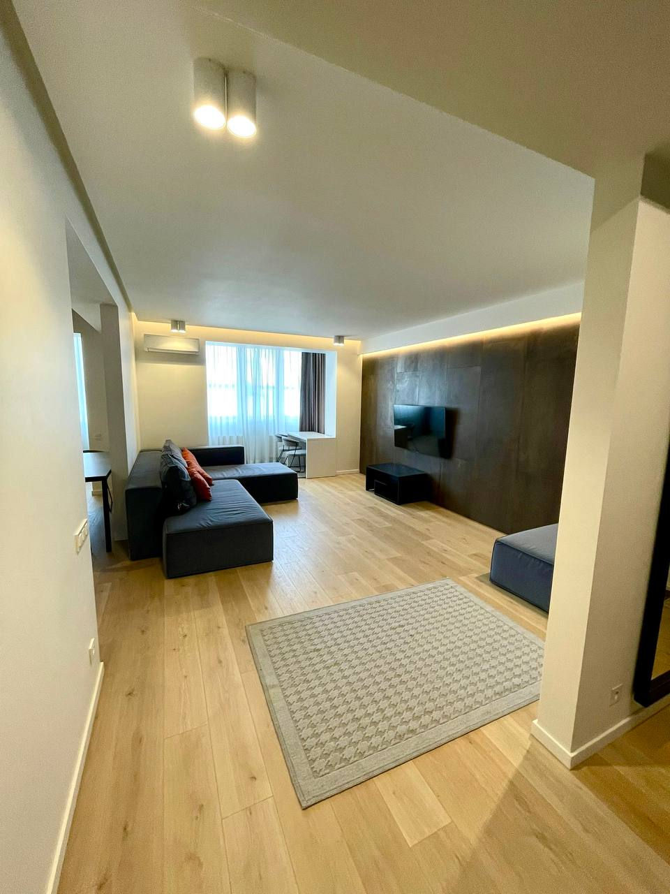 Apartament cu 1 cameră, 86 m², Centru, Chișinău foto 0