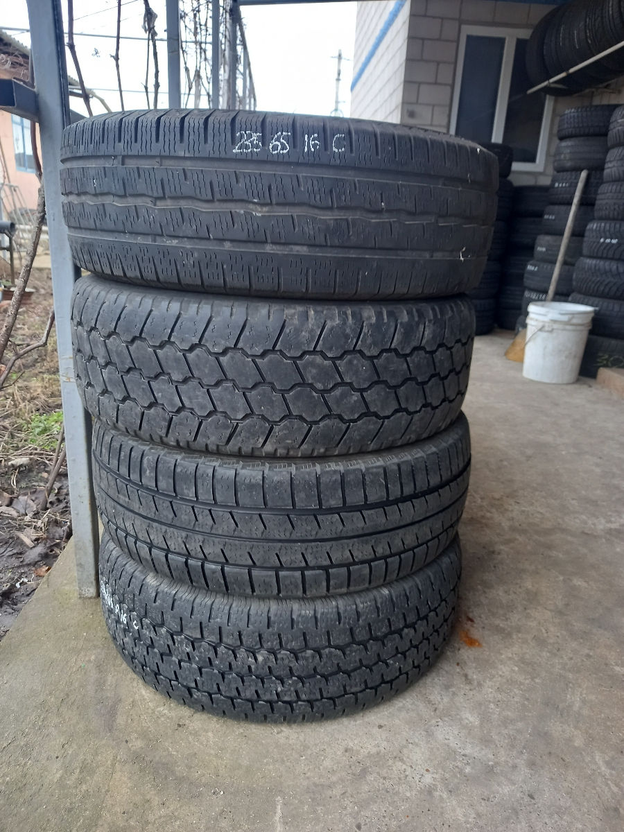 235/65 R16 C foto 0