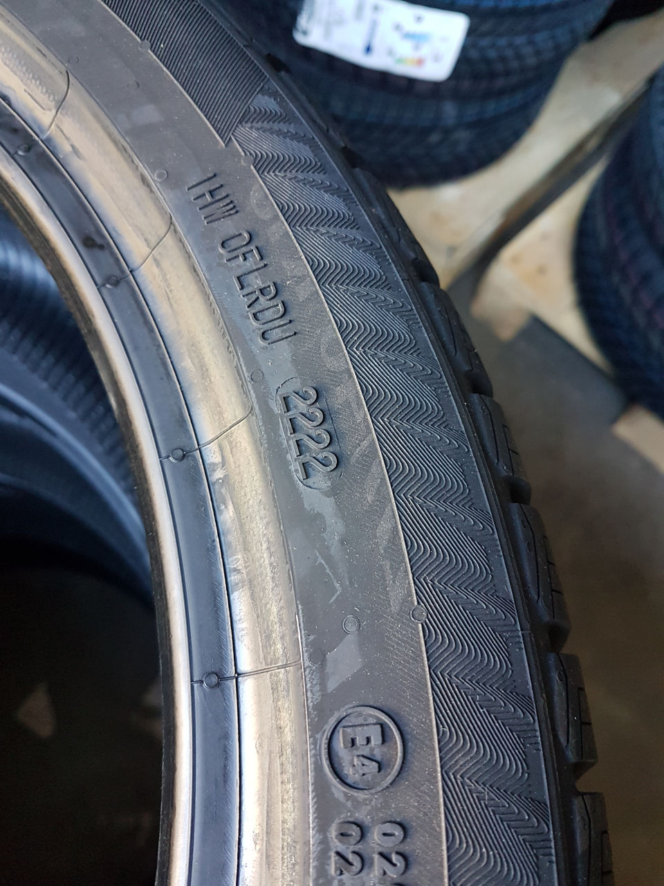 225/60 R18 Matador(Continental) Winter