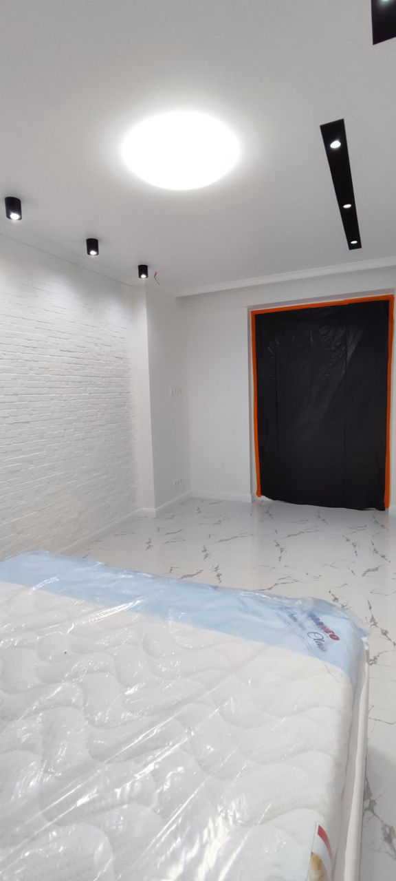 Reparatie apartamente ,case, oficii + design. foto 9