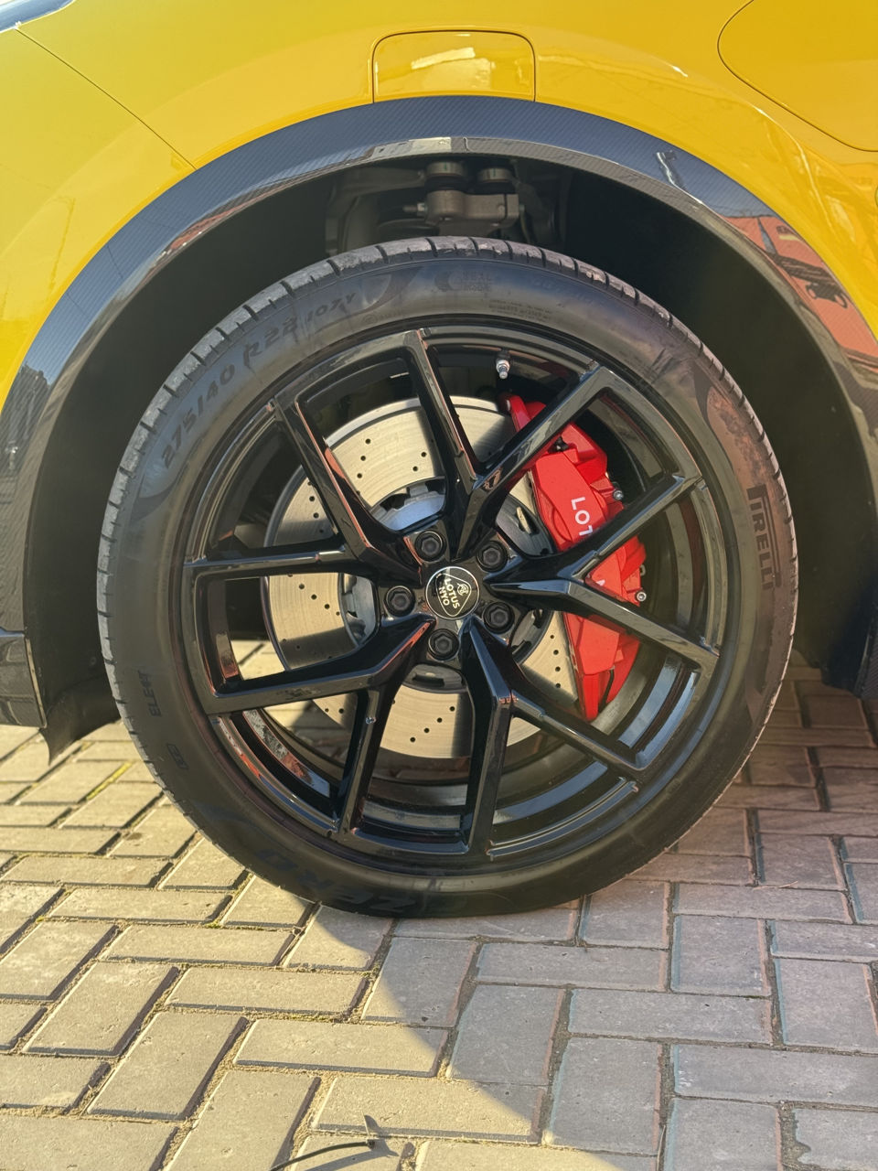 Lotus Eletre фото 2