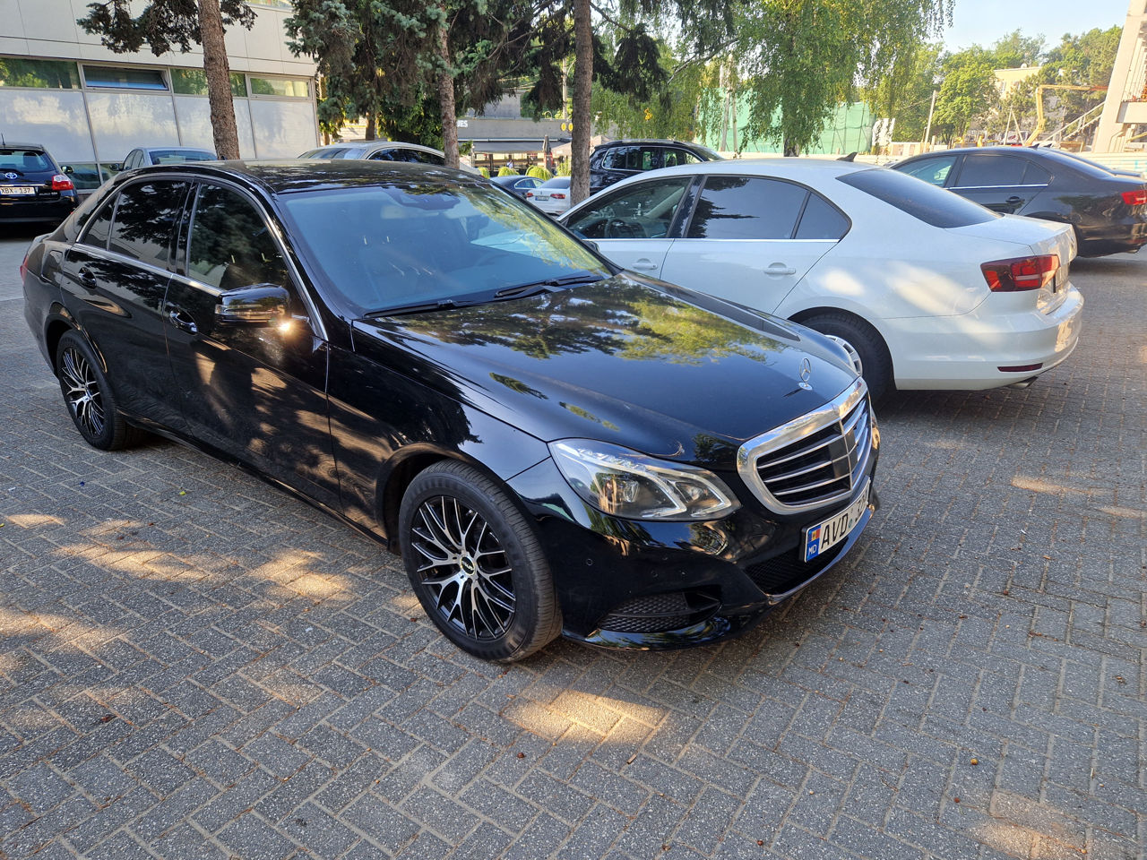 Chirie auto chisinau rent a car inchirieri auto 4x4 cele mai bune preturi 7-8 locuri !!! foto 1