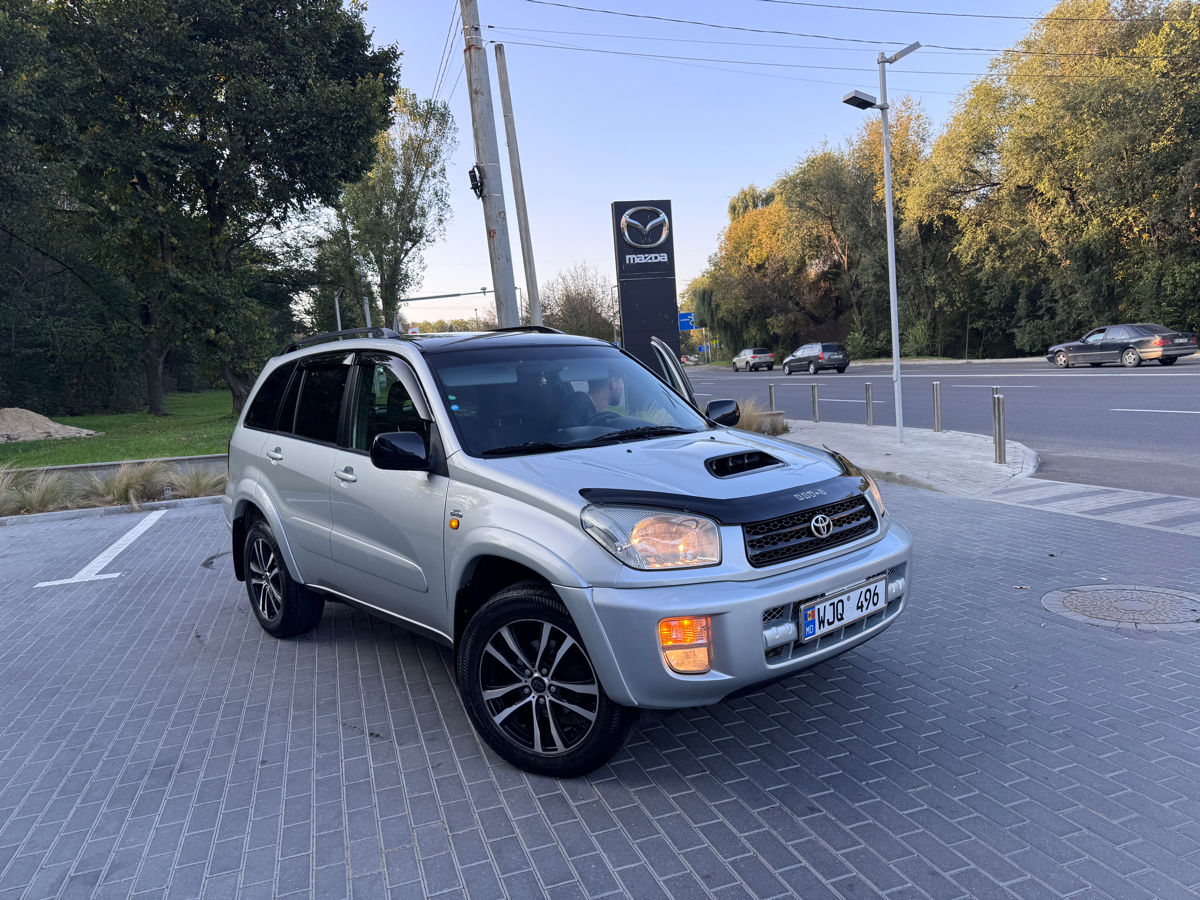 Toyota Rav 4 фото 2